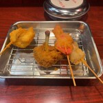 Kushikatsu Hyou Tan - 牛かつ・ハモ・チューリップカレー風味・紅生姜