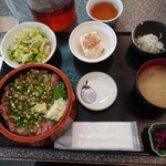 旬菜山 - Aセットはネギトロ丼 202207