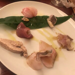 ワイン　お食事　自家製パン　バローロ - 