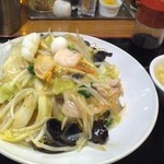 横浜中華料理　和香佐 - ランチ  皿うどん500円
            