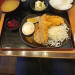 串カツ酒場 元氣屋 - 唐揚げ定食