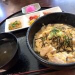 Uchi Gohan Jin - 親子丼定食