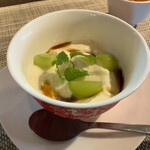 施家菜 - 杏仁豆腐(葡萄はシャインマスカット)