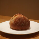 フィエルテ - 自家製ライ麦パン