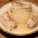 牛タンいろ葉 - 柔らか白煮豚