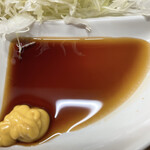 一芳亭 - 辛子2袋に、醤油とお酢が1:1