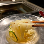 北海道焼肉 北うし - 優しい触感の冷麺が口の中をさっぱりしてくれる