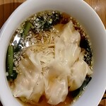 京鼎樓 - ワンタン麺