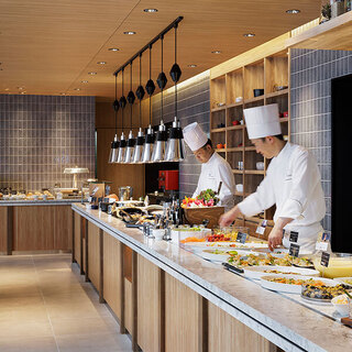 ブッフェレストラン「ブリッジ」_1