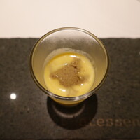 カンテサンス - とうもろこしの冷製スープ、焼きとうもろこしのアイス