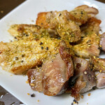 有限会社桝屋酒店   - 焼き鳥 ズリ ヤゲン軟骨　1本づつ