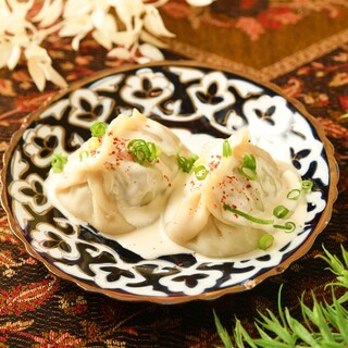 ★ウズベキスタンの人気料理！蒸し餃子『マンティ』