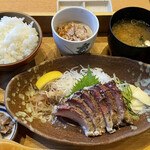 Tosashimizu Wa-Rudo - ブリの藁焼き定食