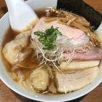 寿製麺 よしかわ - 超極太もちもち手揉み麺の特製海老ワンタン麺 1200円