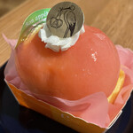 パティスリーヨシノリアサミ - まるごと桃とロールケーキ