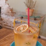 カフェ シークレットウィンドウ - 自家製のアールグレイレモン