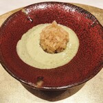 寿司赤酢 - 蒸し鮑の肝ソース 第二段階