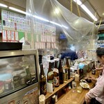 岡室酒店直売所 - 立ち飲みカウンター