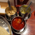 エリックサウスマサラダイナー - ポディ、ギー、大根のウールガイ