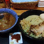 金狼 - 辛つけ麺+味玉