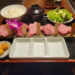 Yakiniku To Horumon Shima - 