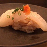鮨 四 - 