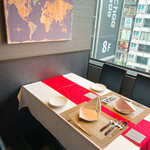 ミートギャング・ステーキハウス新宿 - 内観