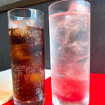 ミートギャング・ステーキハウス新宿 - ジントニック、コーラ