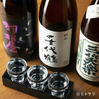 We offer over 80 types of sake, mainly local sake from Toyama. You can also compare the tastes of rare sake!
