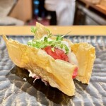 鮨 とかみ - 2022.6.  中落ちの湯葉挟み