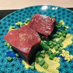 和牛lab K - ハツの刺身、ネギと胡麻油で♪