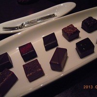 ゼックスウエスト ザ バー - チョコレートの盛り合わせ
