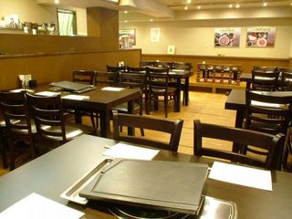 Tonton Teji - 店内:各種テーブル席のご用意もございます☆レイアウトにより30名様まで対応可能です！