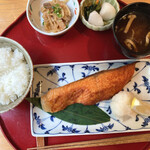 180440189 - 焼鮭定食