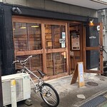 RAMEN GOTTSU - 店前