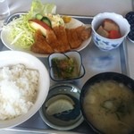 中札内村農協食堂 - 料理写真:この日はとんかつ定食