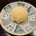 食堂こなん - 甘味 桃とミルクのアイスクリーム