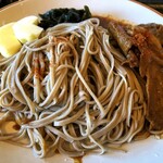 新川うどん店 - 新川うどん店　レタスを取ればかなりの大盛り！