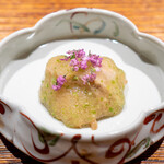 肉割烹 上 - ミル貝と金時草 叩きオクラのジュレ