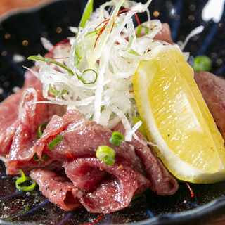東京では珍しい『伊豆牛』など、地元ならではの食材が満載◎
