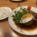 キッチン Oh!Way - 目玉焼きのせジャーマンハンバーグ
            　　　　　　　　　　　　　1100円