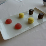 フレンチレストラン ミクニ サッポロ - プティ・フール