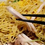 陳麻家 - チャーシューはたれに馴染ませておく