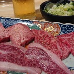 焼肉ホルモン髙木 - オススメ 塩３種盛り (左上から厚切りタン、上ロース、手前ネギ塩カルビ)