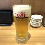 餃子歩兵 - 生ビールはサッポロドライです。