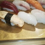 寿し芳 - お寿司７貫。