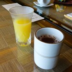Washoku Hamayuu - 志摩の朝餉膳：オレンジジュース、お茶