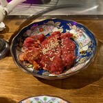 Akami Yakiniku To Kankoku Ryouri Ushinokarisuma - 