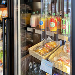 フェアフィールド・バイ・マリオット - 1F売店
お米サイダー
果汁サイダー
Cafe&bakery Tinyの手作りサンドイッチ
Frula