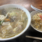 食堂 みちのく - タンメン&半チャーハン